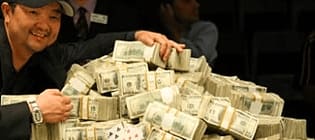How to Play Poker Tournaments