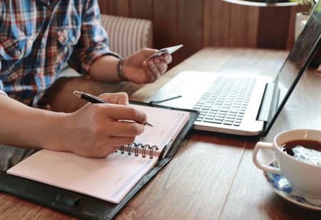 Personal Loans vs Credit Cards: Which Should You Choose?